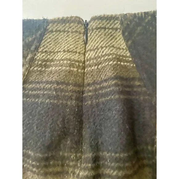 Vintage Plaid Miniskirt, Size 4, Green Wool Kensie Short Plaid Skirt - Picture 6 of 7